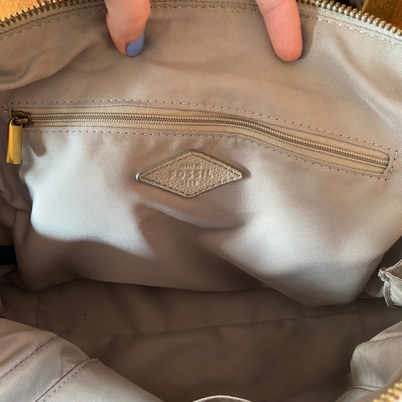 ⭐️FOSSIL PURSE⭐️ - Picture 4 of 4